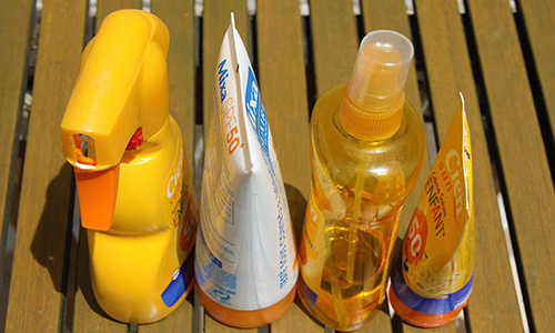 Smart Alaskans Use Sunscreen